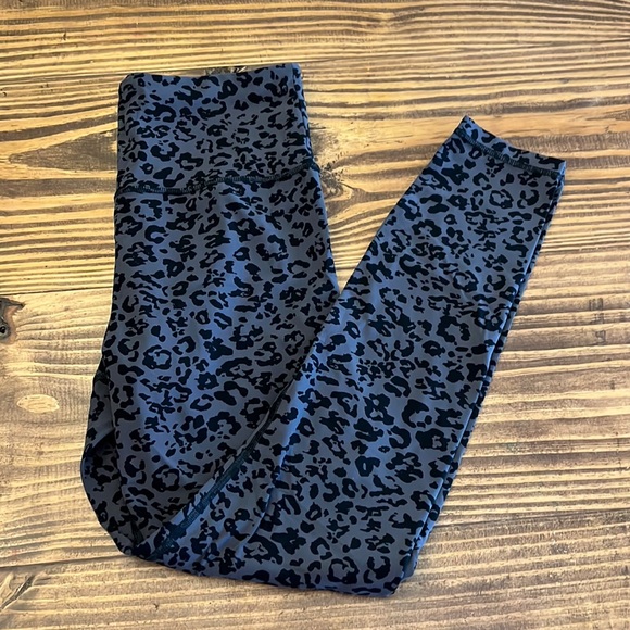 Athleta Cheetah Leggings - Picture 1 of 4